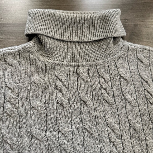 Talbots cable knit turtle neck lamb wool blend gray sweater size small - Picture 3 of 9